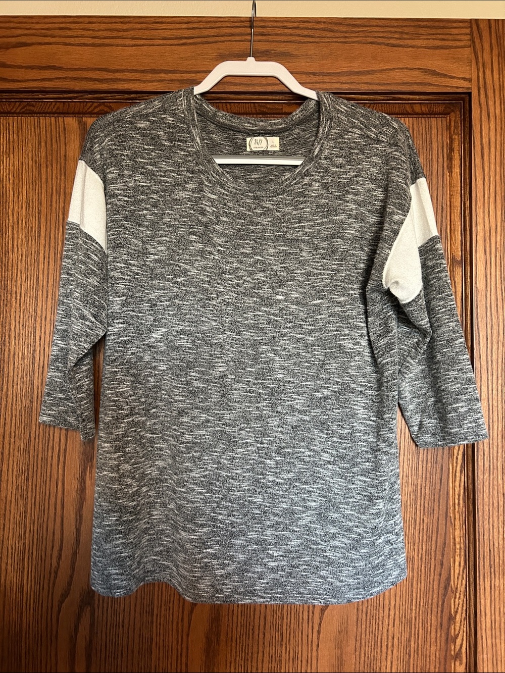 Women’s Long Sleeve Heathered Gray Tee with White Sleeve Accents